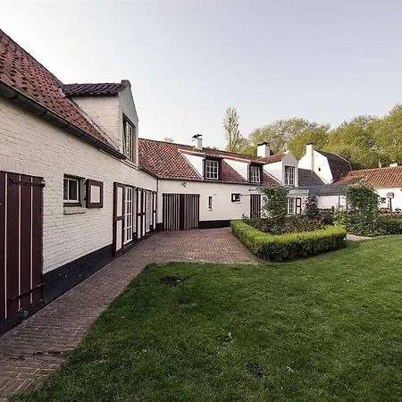 Pronkenburg B&B 4*